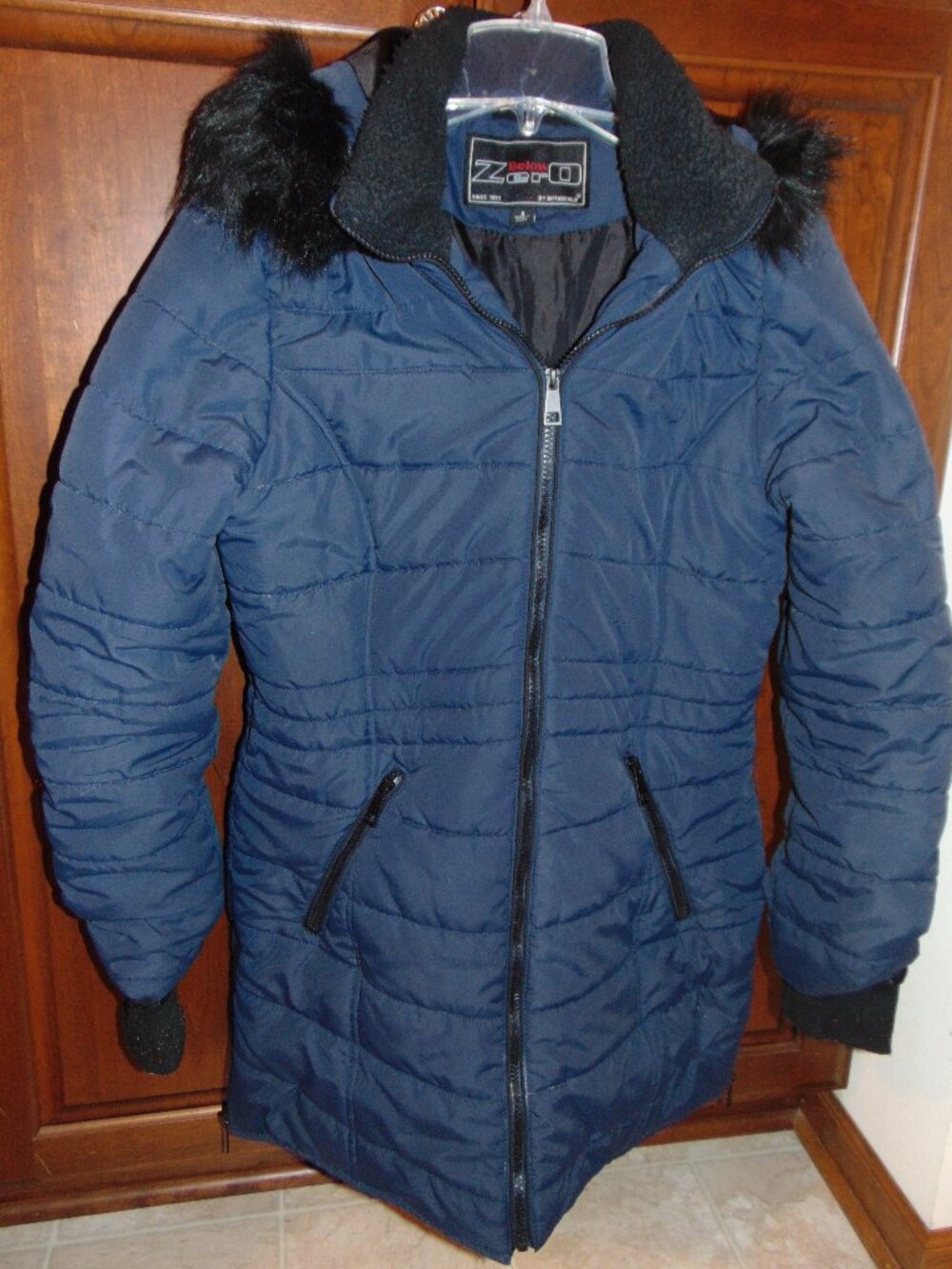 Women's Winter Below Zero Jacket with Nondetachable Hood, Navy, Small